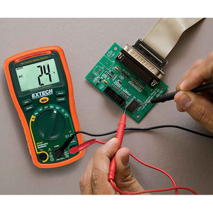 EX320: Multímetro miniatura de 9 funciones de EXTECH