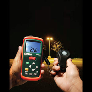 LT300: Fotómetro de EXTECH